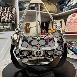 Coach Poppy Groovy Hearts Shoulder Bag